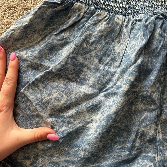 Thread & Supply Elastic Waist Blue Flowy Shorts Womens Size Small S Summer Pool - Picture 9 of 9